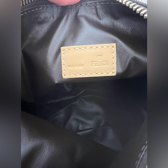 ❗️SOLD❗️Authentic Fendi Monogram canvas purse Satchel/Top Handle Bag Fendi zucca - Picture 4 of 12
